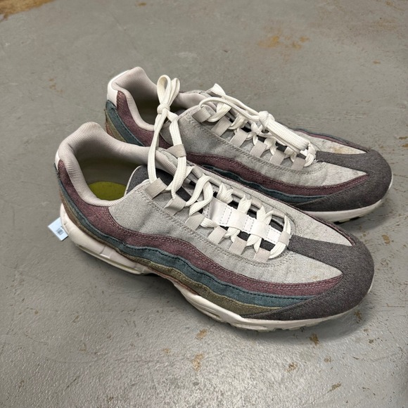 Nike Air Max 95 Recycled Canvas Grey Burgundy CK6478-001 Mens 11.5 Sneaker